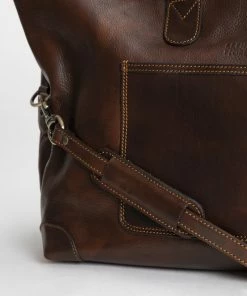 Republic of Florence The Nobile Overnighter Duffle Bag Chocolate -Men's Travel and Luggage http3A2F2Fstatic.theiconic.com .au2Fp2Fetrusco classic 5395 8527931 7