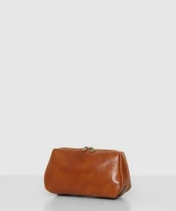 Republic of Florence The Otto Tan Leather Dopp Kit