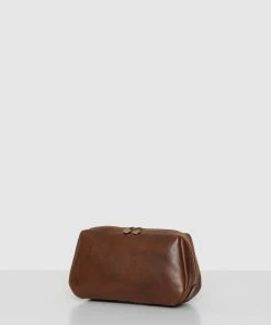 Republic of Florence The Otto Leather Dopp Kit Matt Chocolate