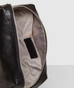 Republic of Florence The Otto Black Leather Dopp kit -Men's Travel and Luggage http3A2F2Fstatic.theiconic.com .au2Fp2Fetrusco classic 8505 9917711 3