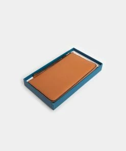 Globite Leather Portfolio Wallet with RFID Flinders Tan -Men's Travel and Luggage http3A2F2Fstatic.theiconic.com .au2Fp2Fglobite 0038 131217 5