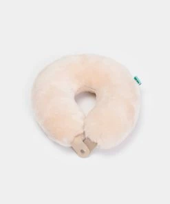 Globite Australian Shearling Neck Pillow White -Men's Travel and Luggage http3A2F2Fstatic.theiconic.com .au2Fp2Fglobite 0521 159898 4