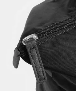 Globite Stash and Dash Hold All Bag Black -Men's Travel and Luggage http3A2F2Fstatic.theiconic.com .au2Fp2Fglobite 2339 731217 5