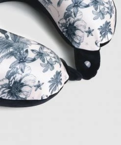 Globite Neck Pillow & Mask Set Black -Men's Travel and Luggage http3A2F2Fstatic.theiconic.com .au2Fp2Fglobite 4704 806499 7