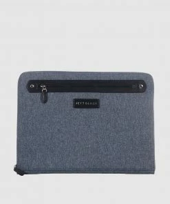 JETT BLACK The Osaka 15" Laptop Zip Sleeve Black