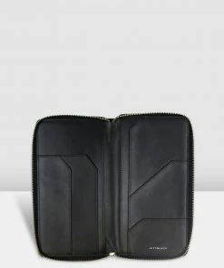 JETT BLACK Jett Travel Organiser Black -Men's Travel and Luggage http3A2F2Fstatic.theiconic.com .au2Fp2Fjett black 9233 439529 4