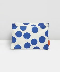 KID STOCK The Family Bundle ELECTRIC -Men's Travel and Luggage http3A2F2Fstatic.theiconic.com .au2Fp2Fkid stock 9501 0757131 4