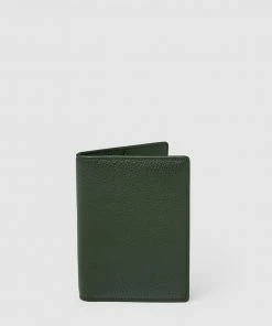Kinnon Earle Passport Holder Olive Green