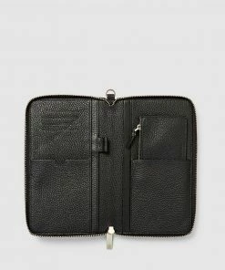 Kinnon Hemingway Travel Wallet Black -Men's Travel and Luggage http3A2F2Fstatic.theiconic.com .au2Fp2Fkinnon 5064 8589901 3