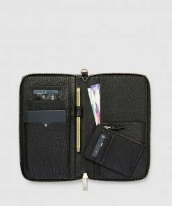 Kinnon Hemingway Travel Wallet Black -Men's Travel and Luggage http3A2F2Fstatic.theiconic.com .au2Fp2Fkinnon 5069 8589901 4