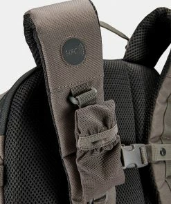 Nixon Gamma Backpack Charcoal -Men's Travel and Luggage http3A2F2Fstatic.theiconic.com .au2Fp2Fnixon 9795 0227441 5