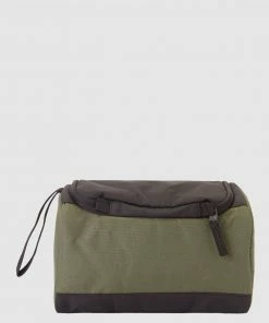 Quiksilver Capsule 6 L Travel Toiletry Bag BLACK/THYME -Men's Travel and Luggage http3A2F2Fstatic.theiconic.com .au2Fp2Fquiksilver 0245 9708641 3