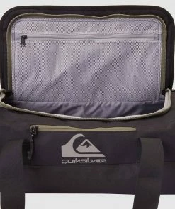Quiksilver Shelter 40 L Large Duffle Bag BLACK/THYME -Men's Travel and Luggage http3A2F2Fstatic.theiconic.com .au2Fp2Fquiksilver 0261 2128641 4