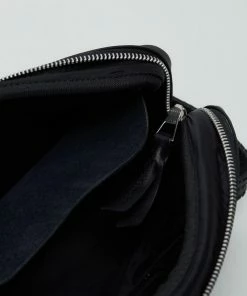 R.M.Williams City Washbag Black -Men's Travel and Luggage http3A2F2Fstatic.theiconic.com .au2Fp2Fr m williams 4181 410518 3