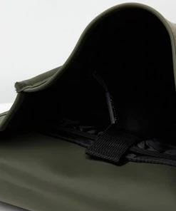RAINS Backpack Green -Men's Travel and Luggage http3A2F2Fstatic.theiconic.com .au2Fp2Frains 7378 932143 3