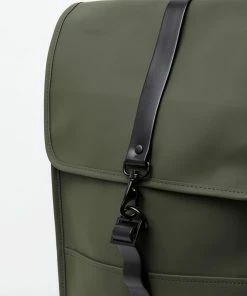 RAINS Backpack Green -Men's Travel and Luggage http3A2F2Fstatic.theiconic.com .au2Fp2Frains 7378 932143 4