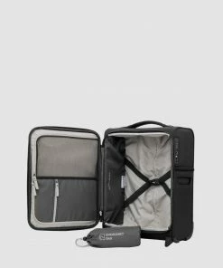 Samsonite 72 Hours DLX 50cm Upright Case Black -Men's Travel and Luggage http3A2F2Fstatic.theiconic.com .au2Fp2Fsamsonite 2680 396497 4