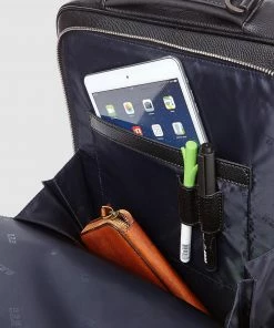 Samsonite Red Dawone Backpack Black -Men's Travel and Luggage http3A2F2Fstatic.theiconic.com .au2Fp2Fsamsonite red 5593 7221601 4