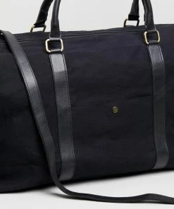 Staple Superior Downtown Weekender All Black -Men's Travel and Luggage http3A2F2Fstatic.theiconic.com .au2Fp2Fstaple superior 2248 629119 5