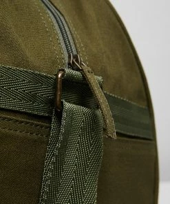 Staple Superior Everyday Weekender Khaki -Men's Travel and Luggage http3A2F2Fstatic.theiconic.com .au2Fp2Fstaple superior 8884 829119 5