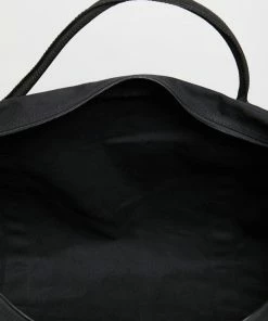 Staple Superior Everyday Weekender Black -Men's Travel and Luggage http3A2F2Fstatic.theiconic.com .au2Fp2Fstaple superior 8890 929119 4