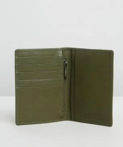 Stitch & Hide Atlas Passport Holder Olive -Men's Travel and Luggage http3A2F2Fstatic.theiconic.com .au2Fp2Fstitch hide 9645 656788 3