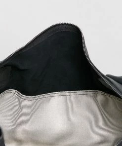 Stitch & Hide Globe Weekender Black -Men's Travel and Luggage http3A2F2Fstatic.theiconic.com .au2Fp2Fstitch hide 9701 689388 3